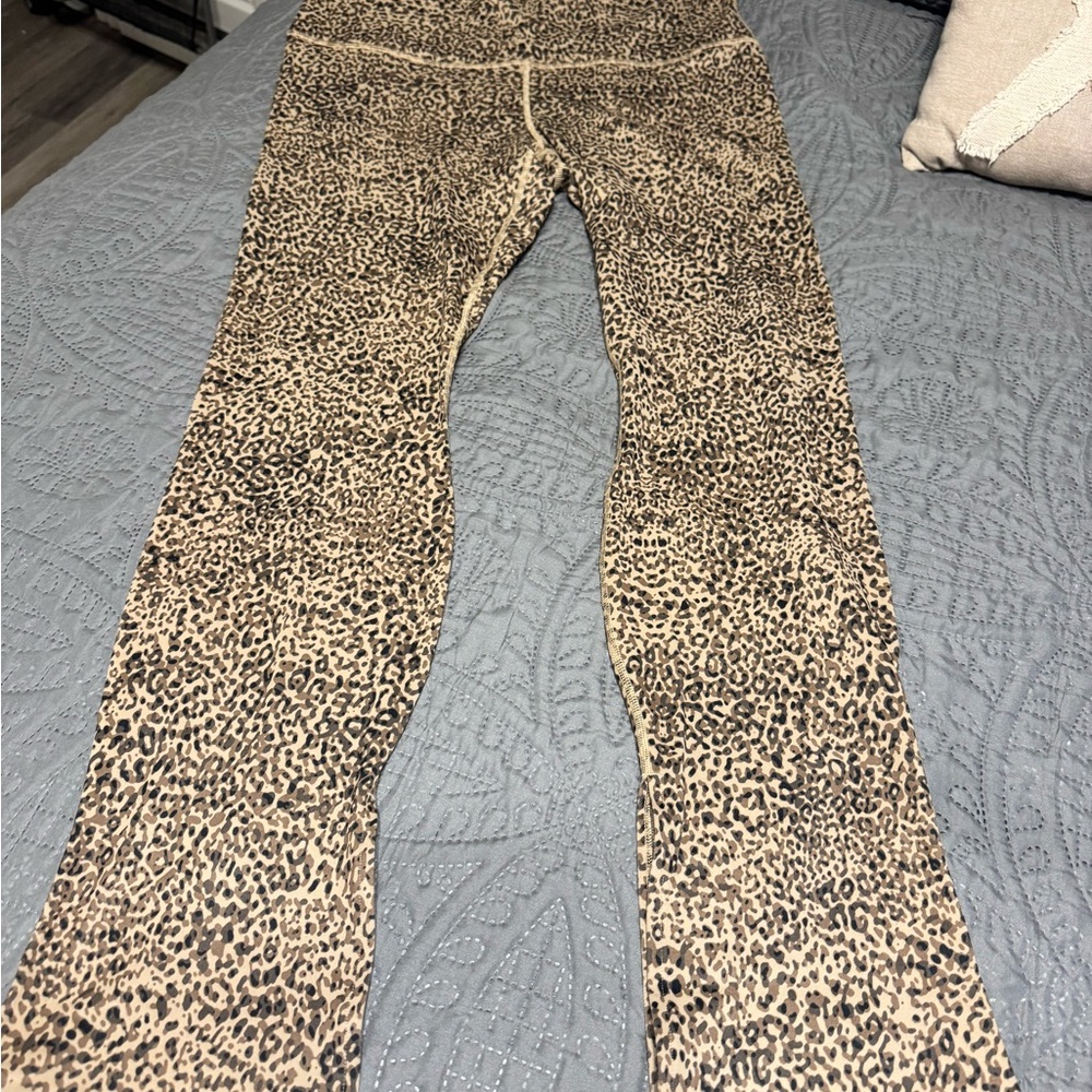 Fabletics Define Hem Leopard Print Leggings - Tall XXL/1X